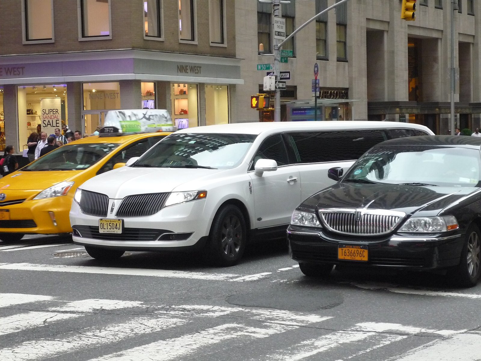 Lincoln Mkt Livery
