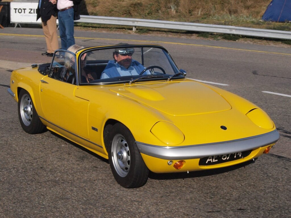 Lotus Elan Se photo