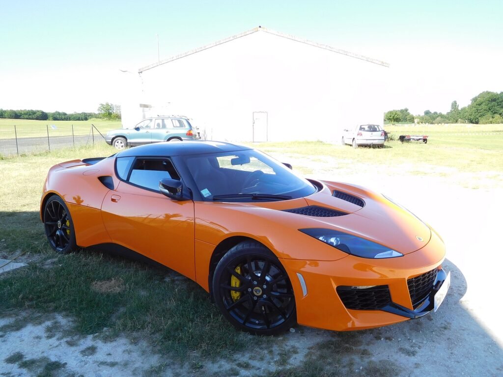 Lotus Evora 400 photo