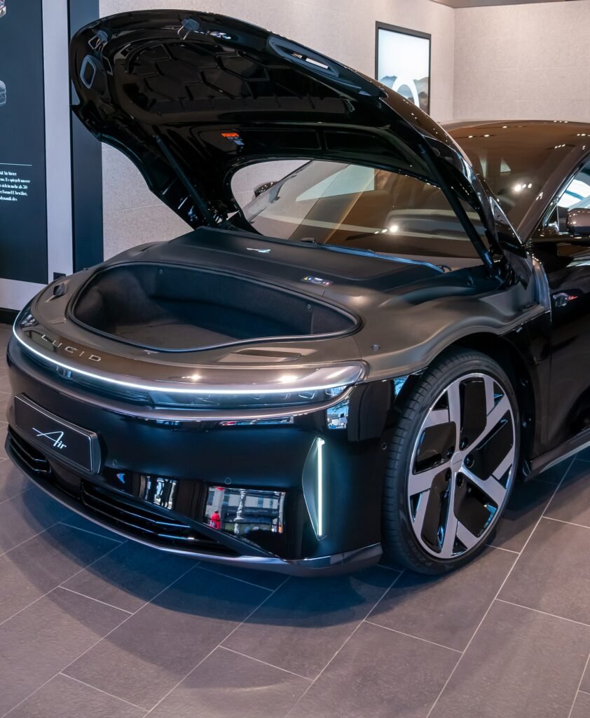 Lucid Air Sapphire photo