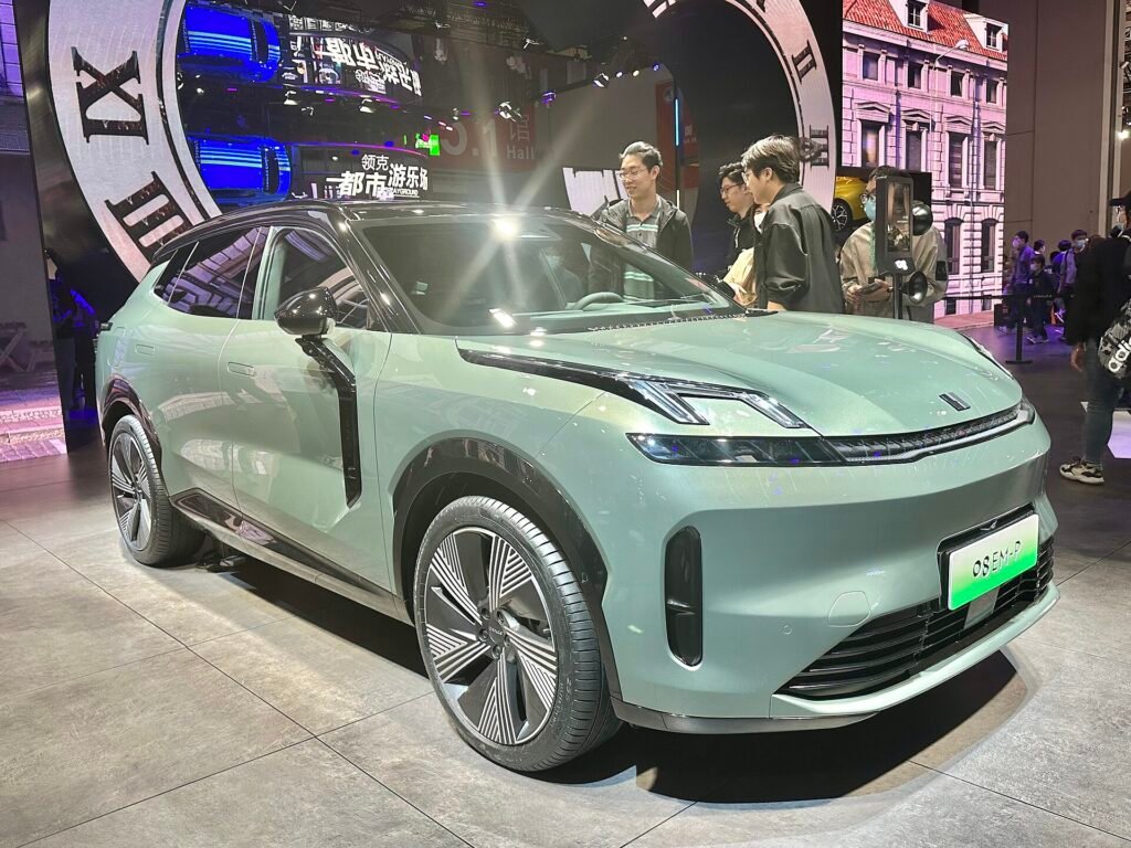 Lynk & Co 08 photo