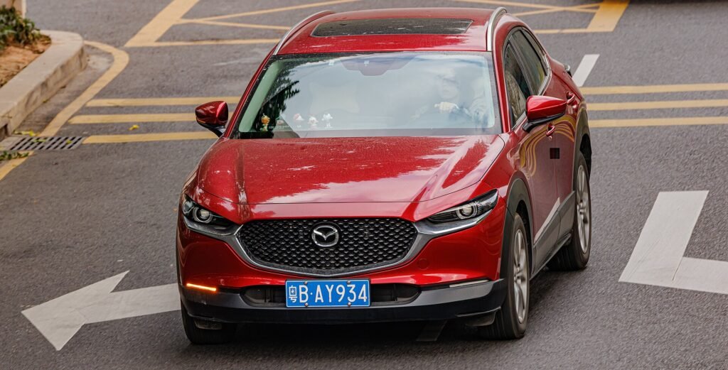 Mazda CX-30 photo