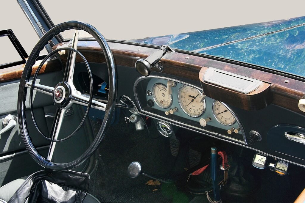 Mercedes-Benz 170 photo
