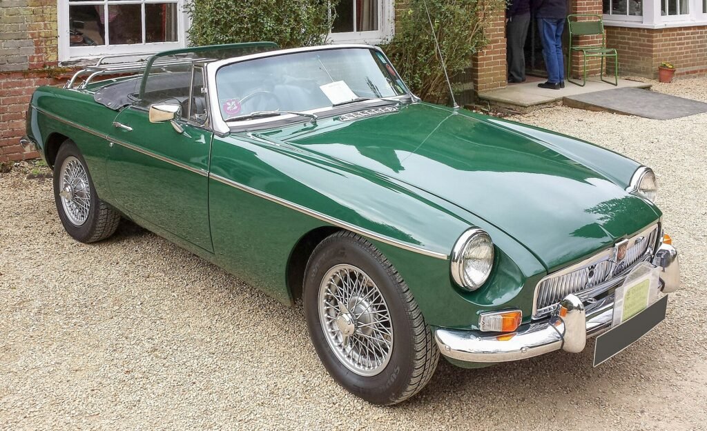 Leyland MGB photo
