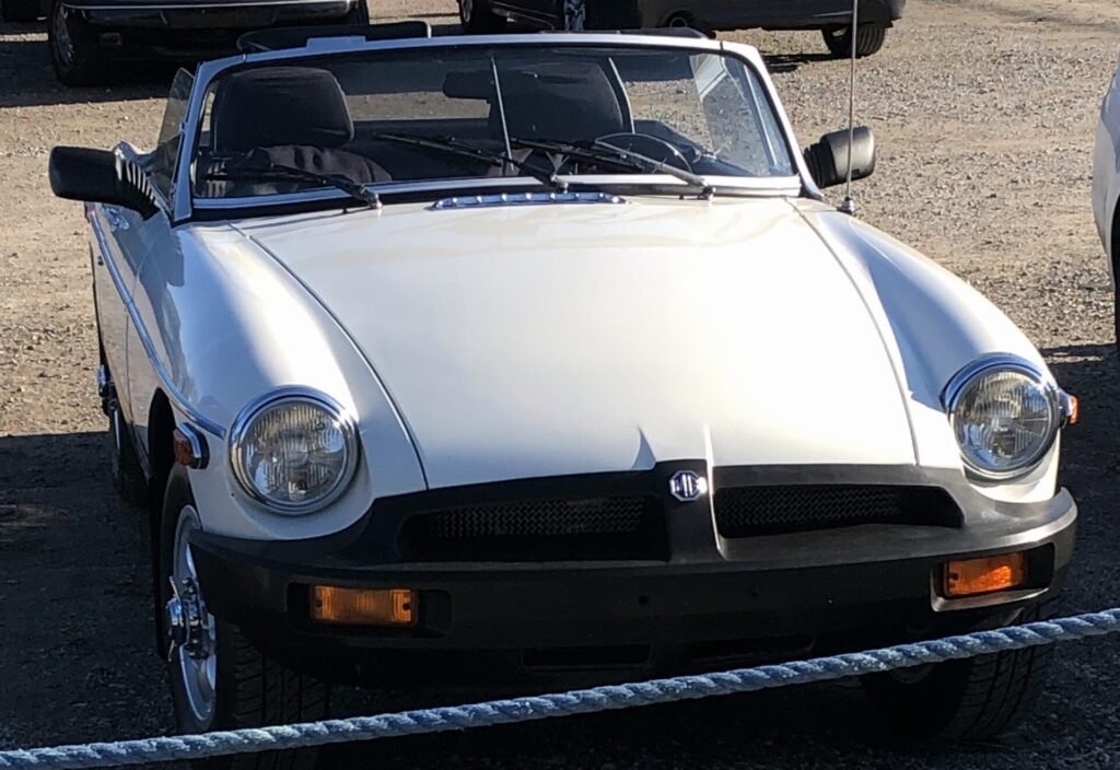 MG Roadster photo