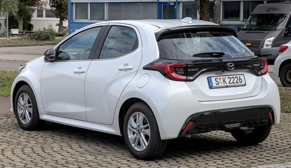 Mazda MAZDA2 photo