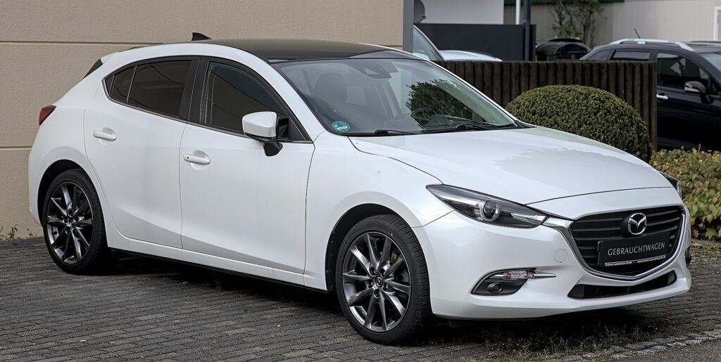 Mazda MAZDA3 photo