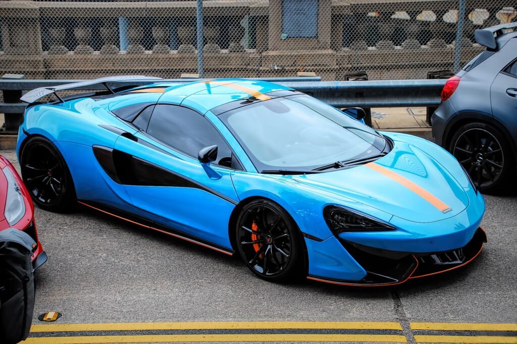 McLaren 600LT photo