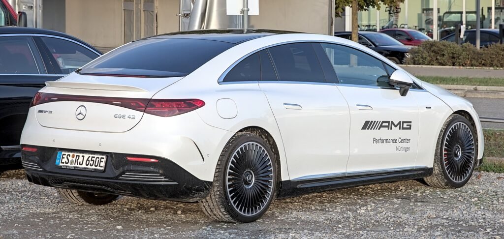 Mercedes-Benz EQE photo
