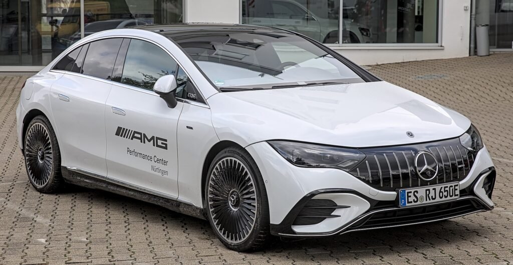 Mercedes-Benz EQE photo