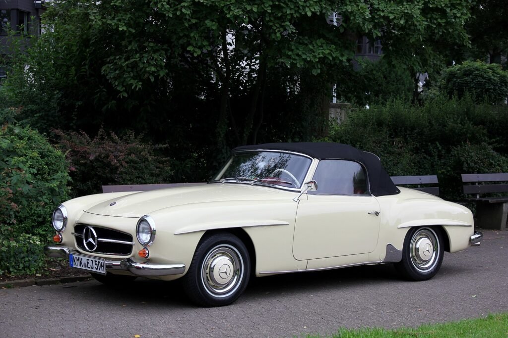 Mercedes-Benz 190 photo