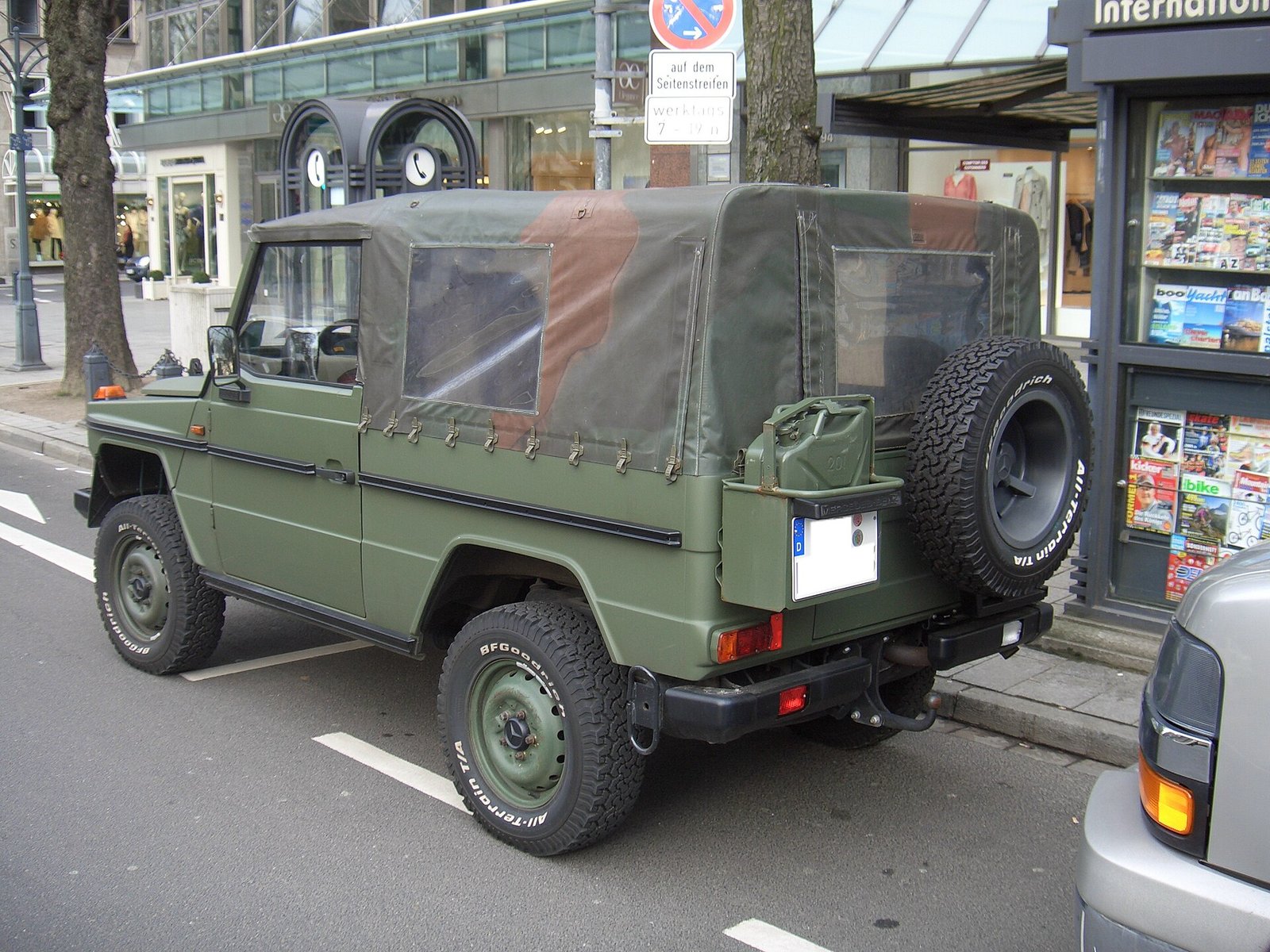 Mercedes-Benz 230 GE