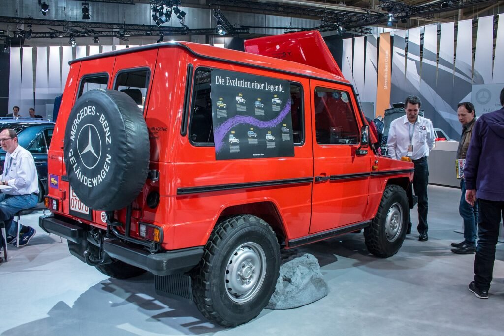 Mercedes-Benz 240 GD photo