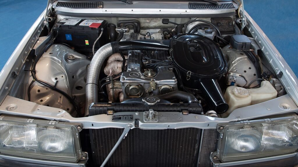 Mercedes-Benz 280 CE photo