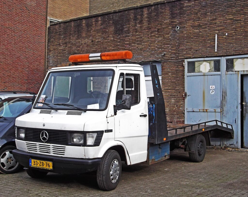 Mercedes-Benz 307 D photo