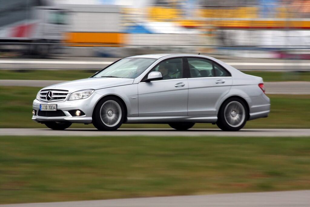 Mercedes-Benz C-Class photo