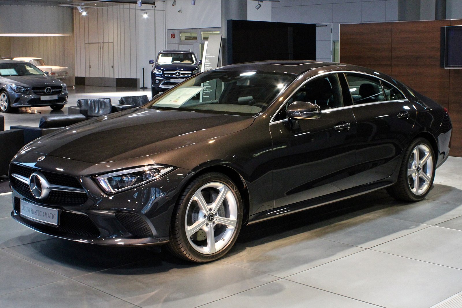 Mercedes-Benz CLS