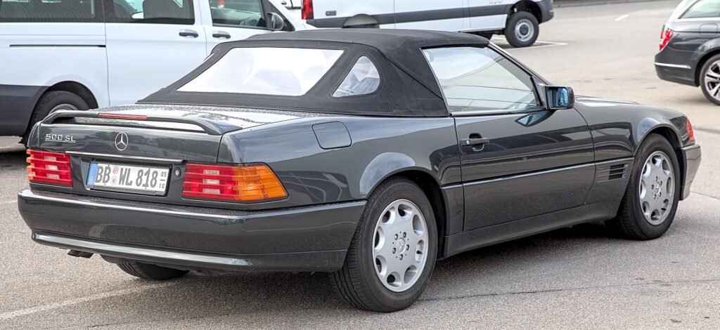 Mercedes-Benz 500 photo