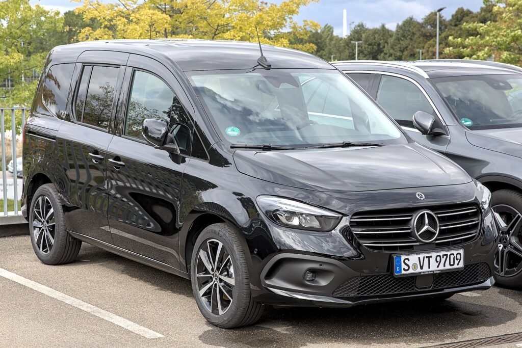 Mercedes-Benz T-Class photo