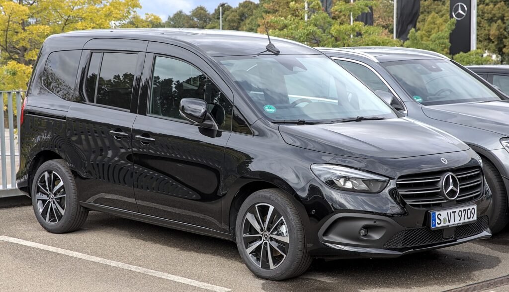 Mercedes-Benz T-Class photo