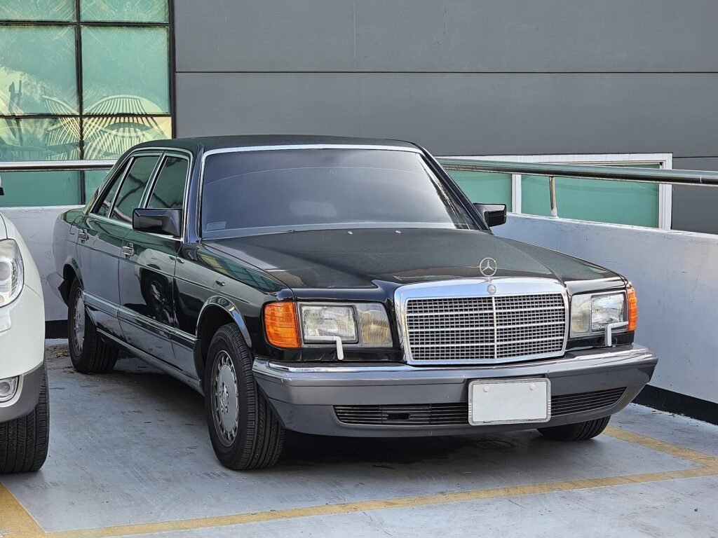 Mercedes-Benz 420 photo