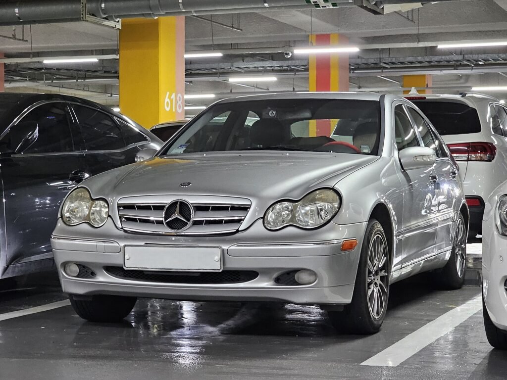 Mercedes-Benz 230 B photo