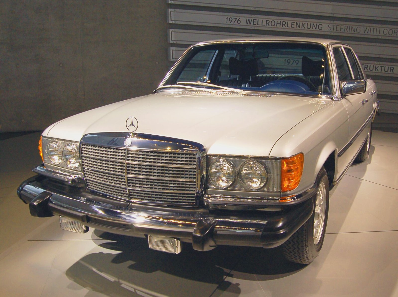 Mercedes-Benz 116