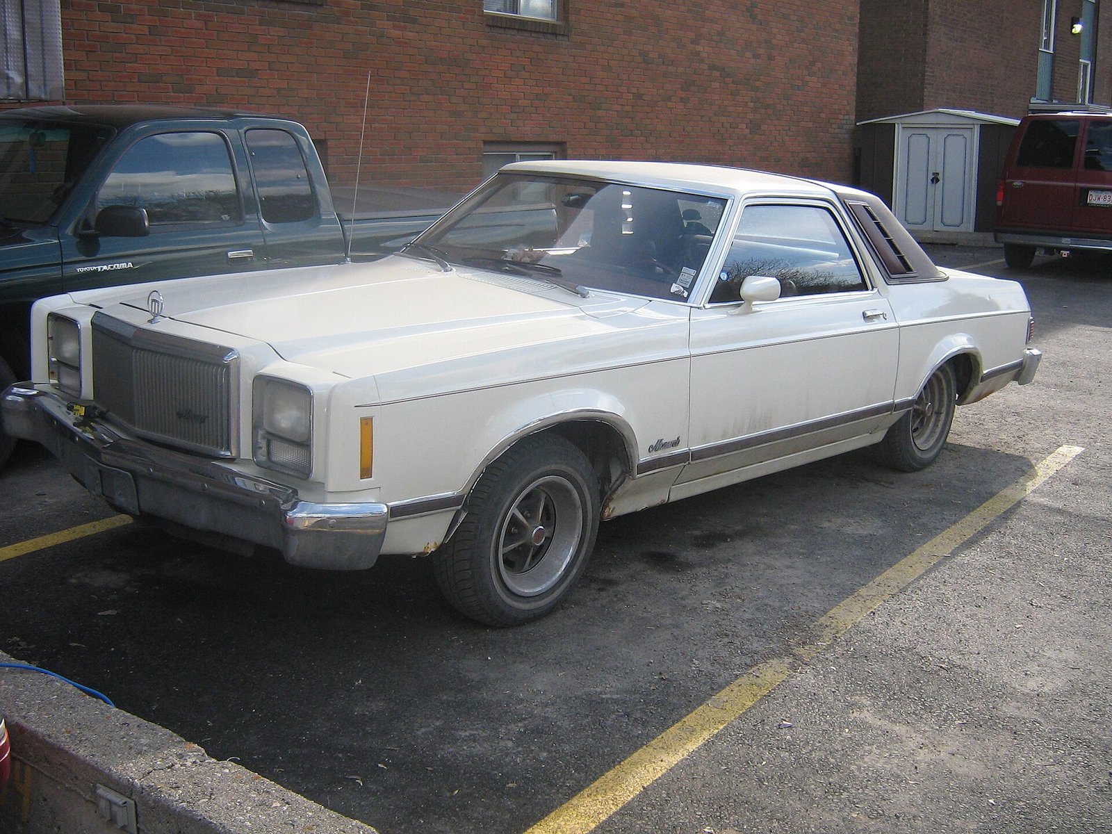 Mercury Monarch