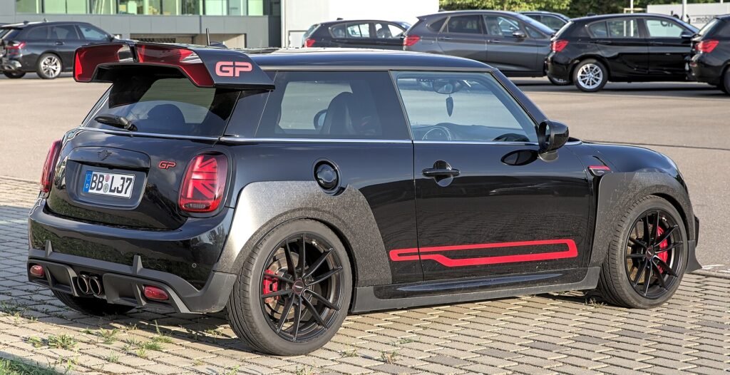 BMW John Cooper Works photo