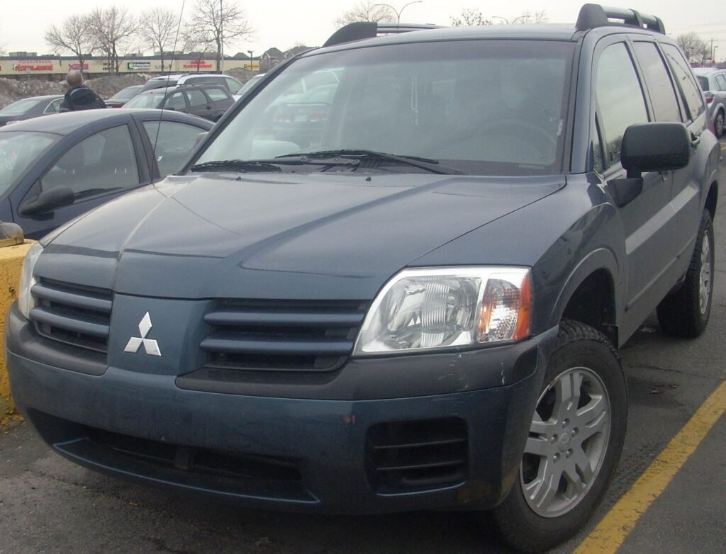 Mitsubishi Endeavor photo