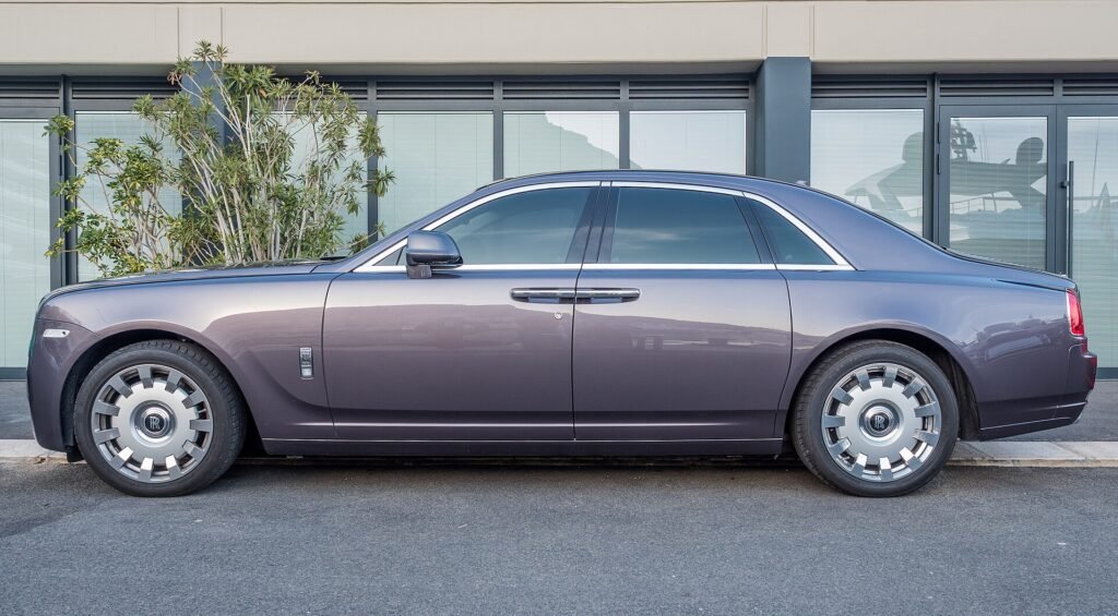 Rolls-Royce Ghost photo