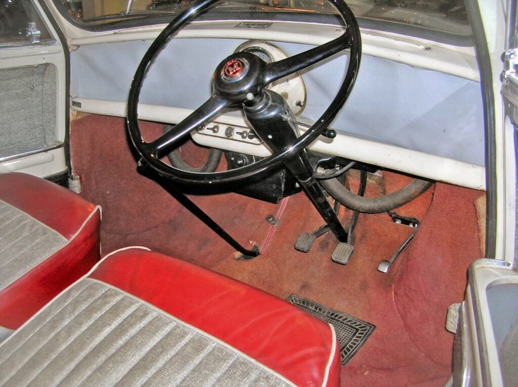 Morris Mini photo