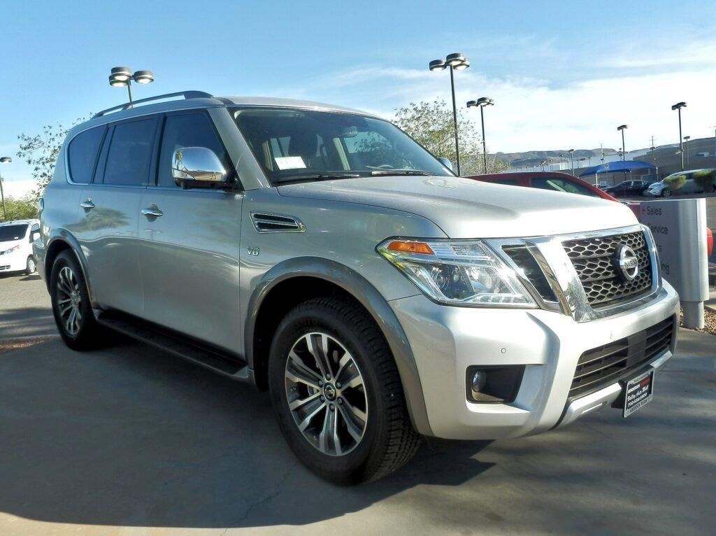Nissan Armada photo