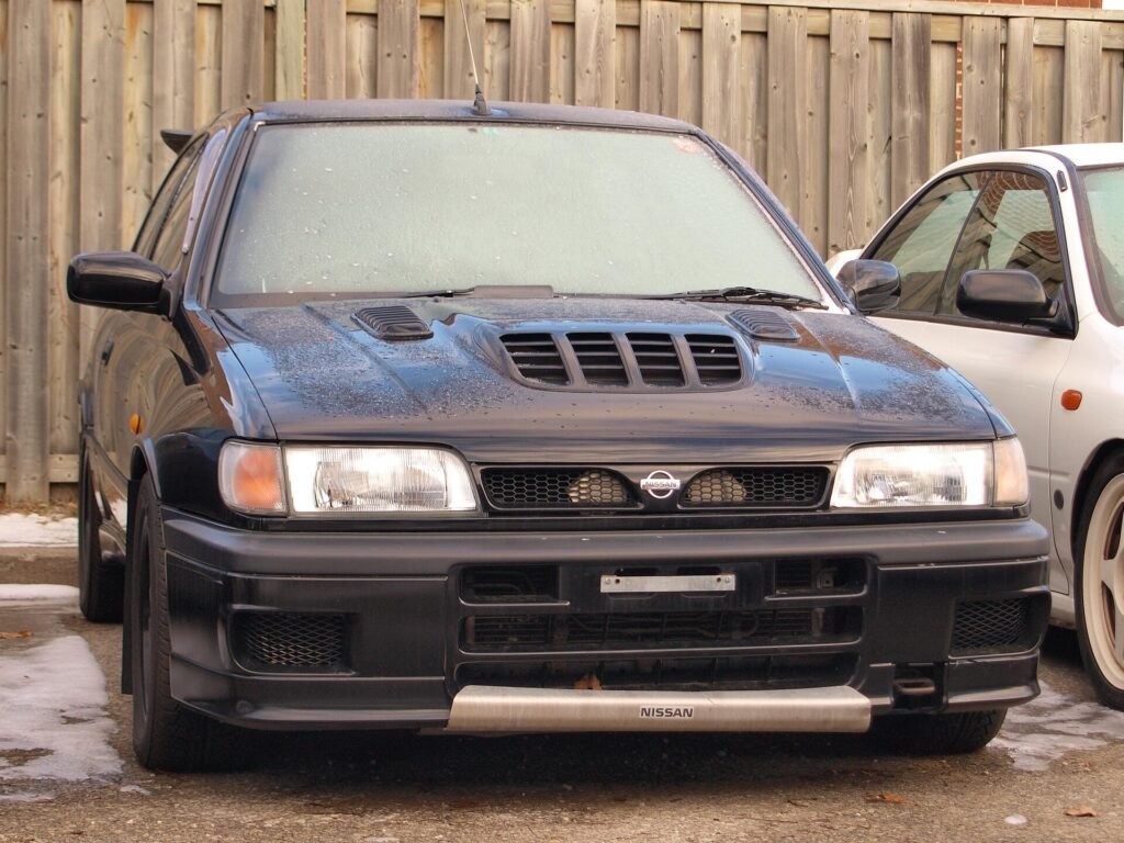 Nissan Pulsar photo