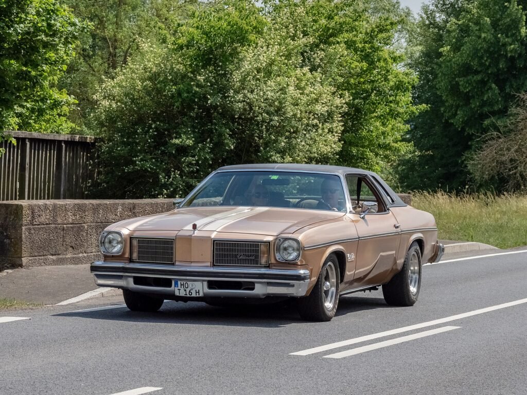 Oldsmobile 442 photo