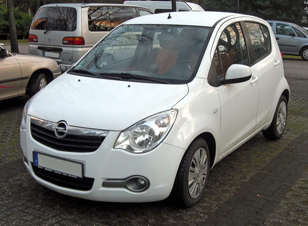 Opel Agila photo