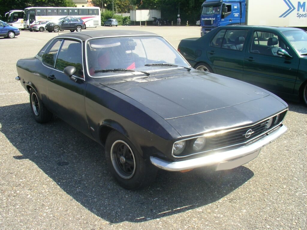 Opel Manta A photo