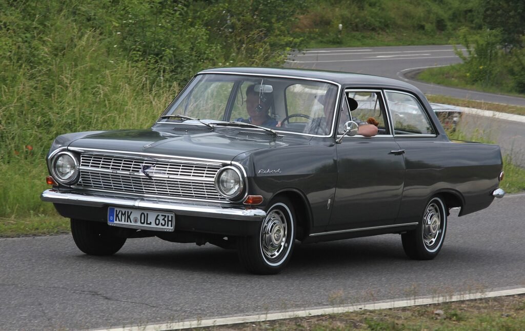 Opel Rekord photo