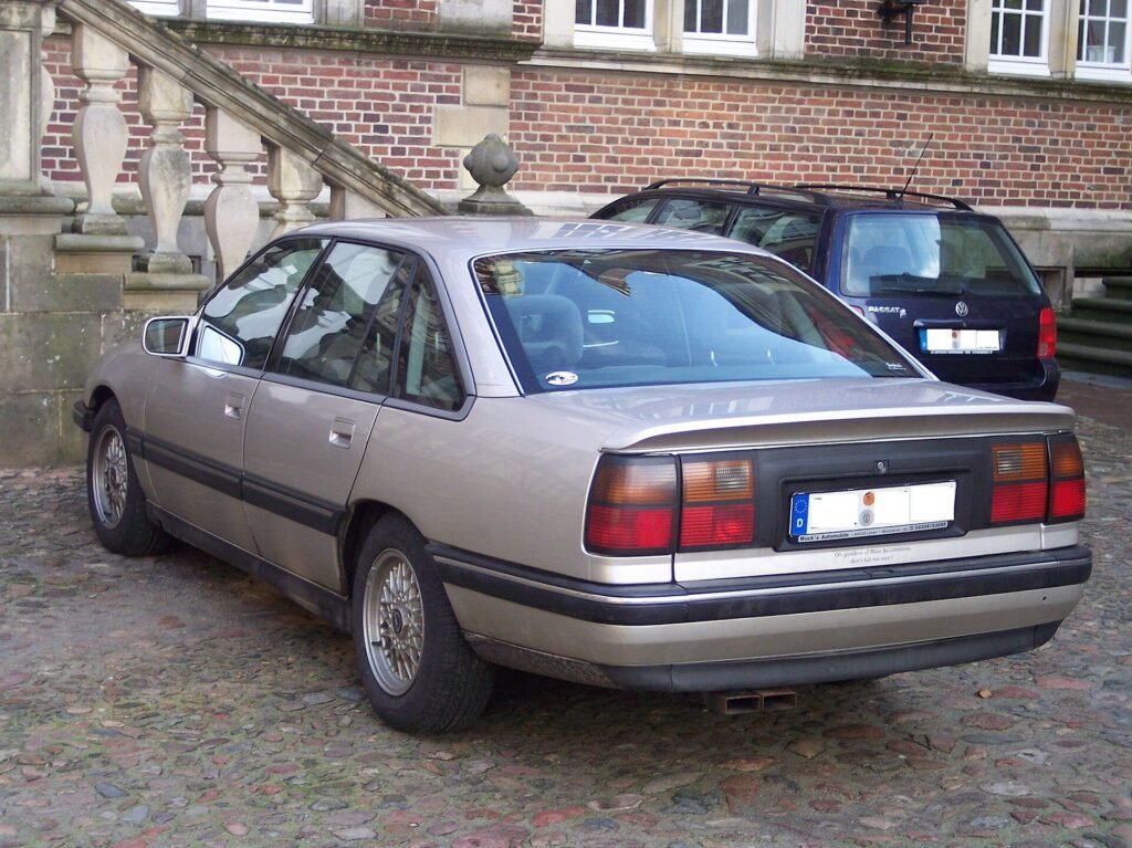 Opel Senator photo