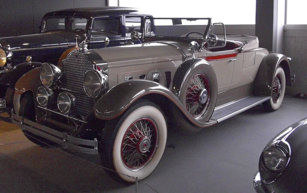 Packard 640 photo