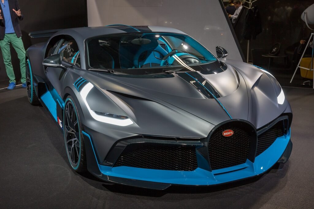 Bugatti Divo photo
