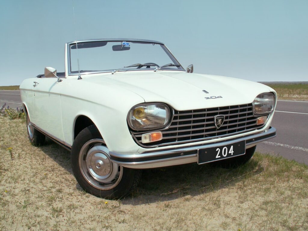 Peugeot 204 photo