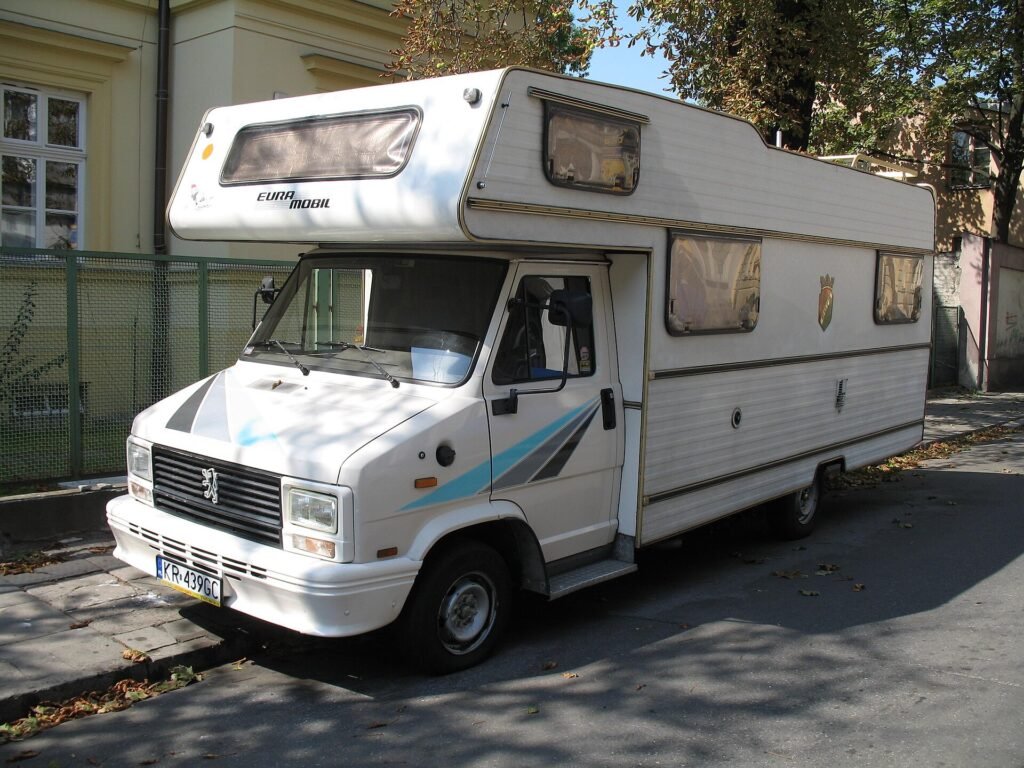 Mercedes-Benz Eura photo