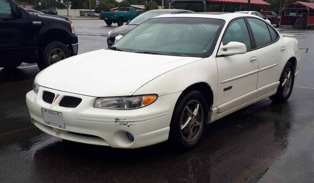 Pontiac Grand Prix photo
