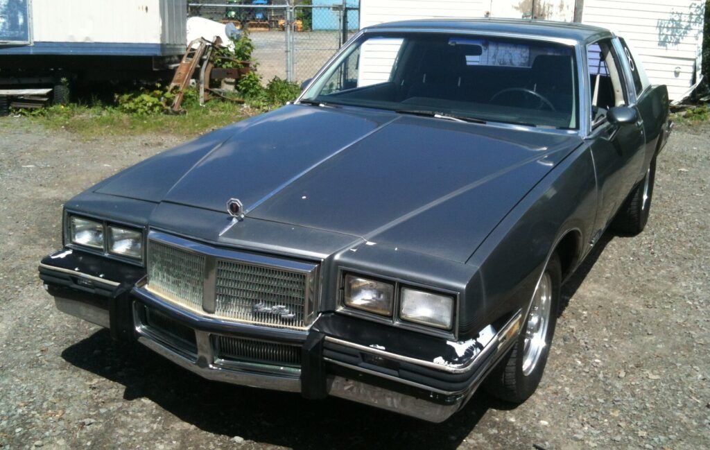 Pontiac Grand Prix photo