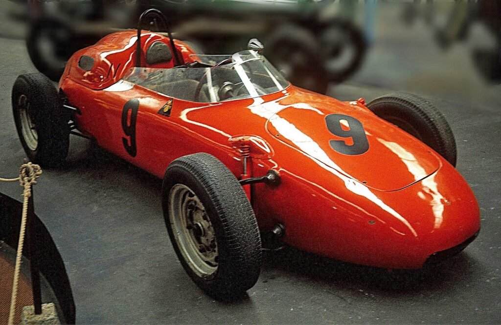 Porsche 718 photo