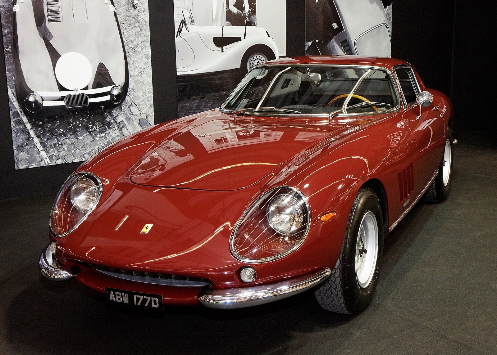 Ferrari 275