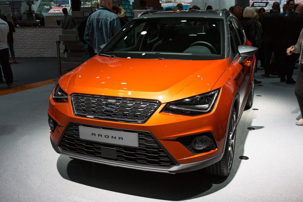 SEAT Arona photo