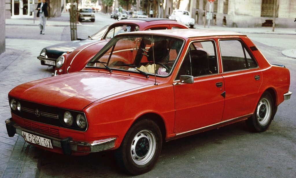 Škoda 120 LS photo