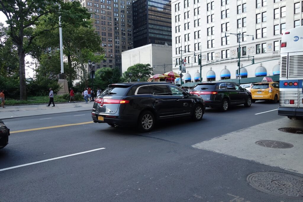 Lincoln Mkt Livery photo
